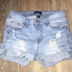 Women’s Forever 21 Distressed Shorts